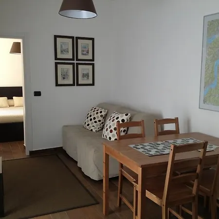 Via Torno Apartment